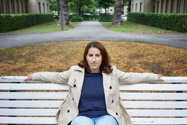 Porträtfoto von Siennas Mutter.