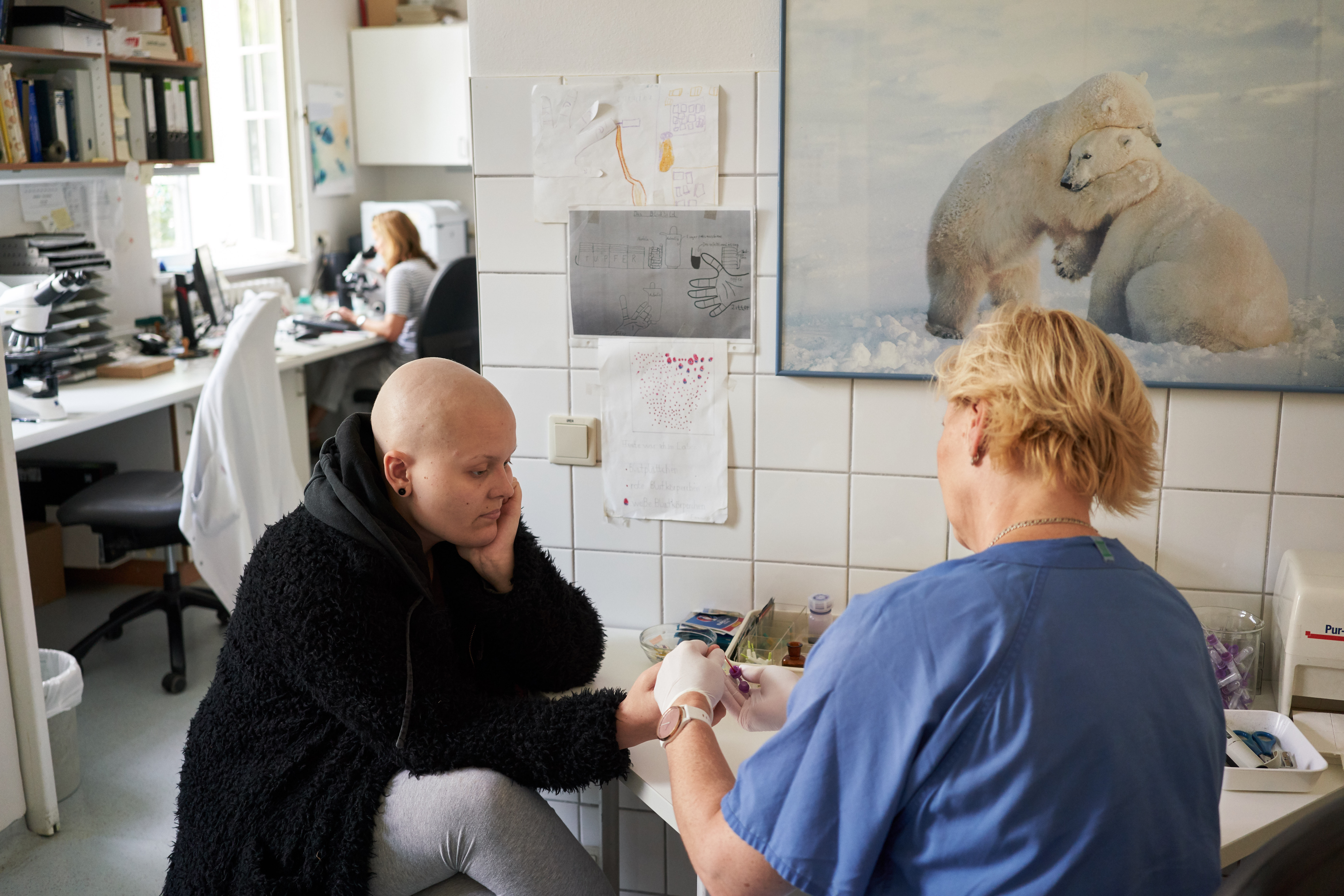 Michelle während einer Untersuchung im Krankenhaus. 